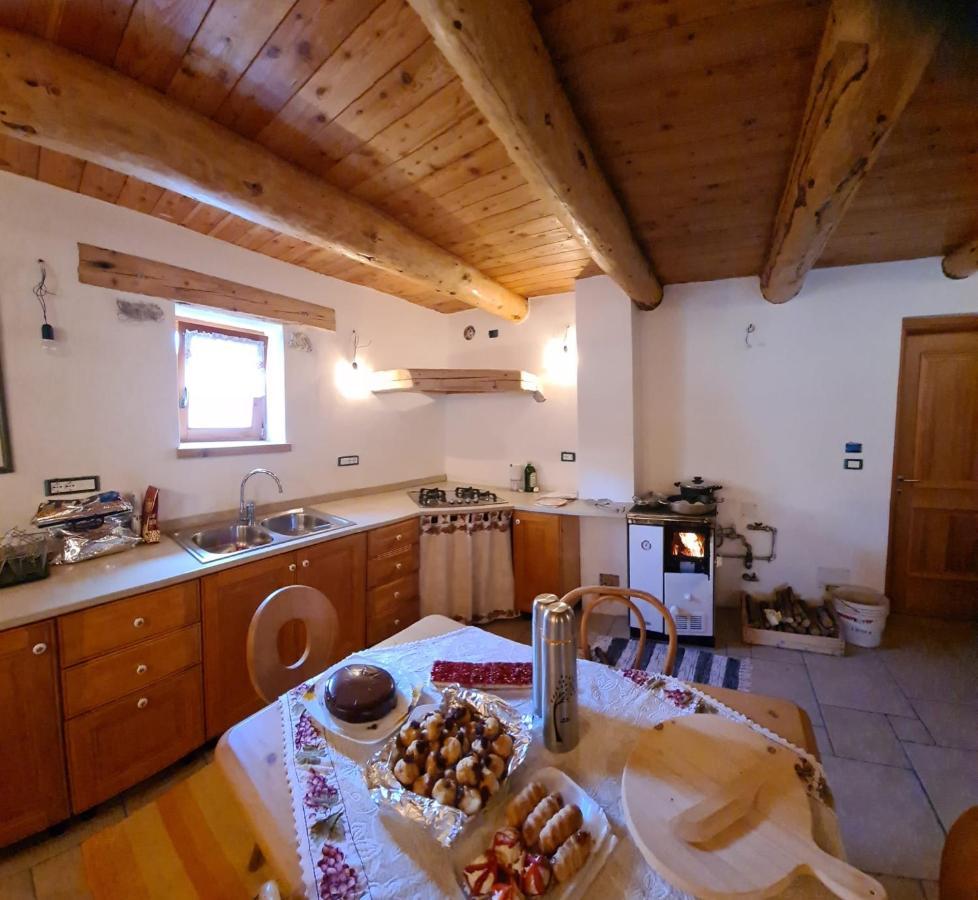 Baita Pra Petina Pale Di San Martino Siror Buitenkant foto