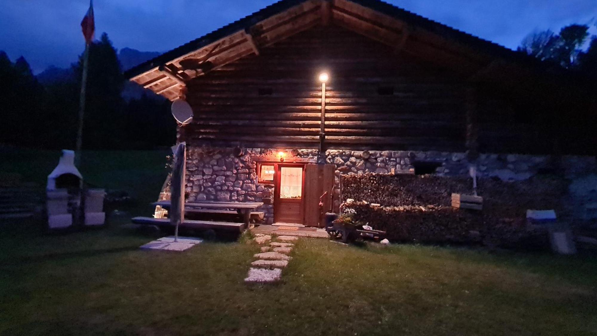 Baita Pra Petina Pale Di San Martino Siror Buitenkant foto